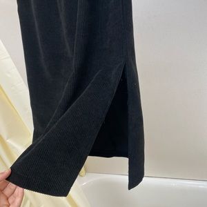 dazy black corduroy skirt